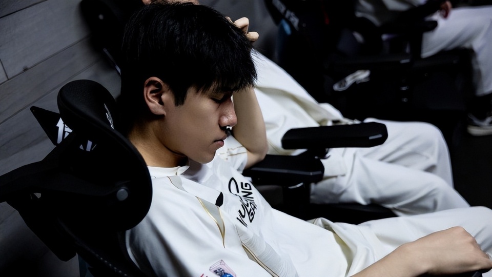 【快讯】HLTV最新世界排名：Astralis重返第一