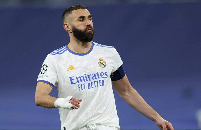 拼了 杨瀚森滑铲第一壮汉