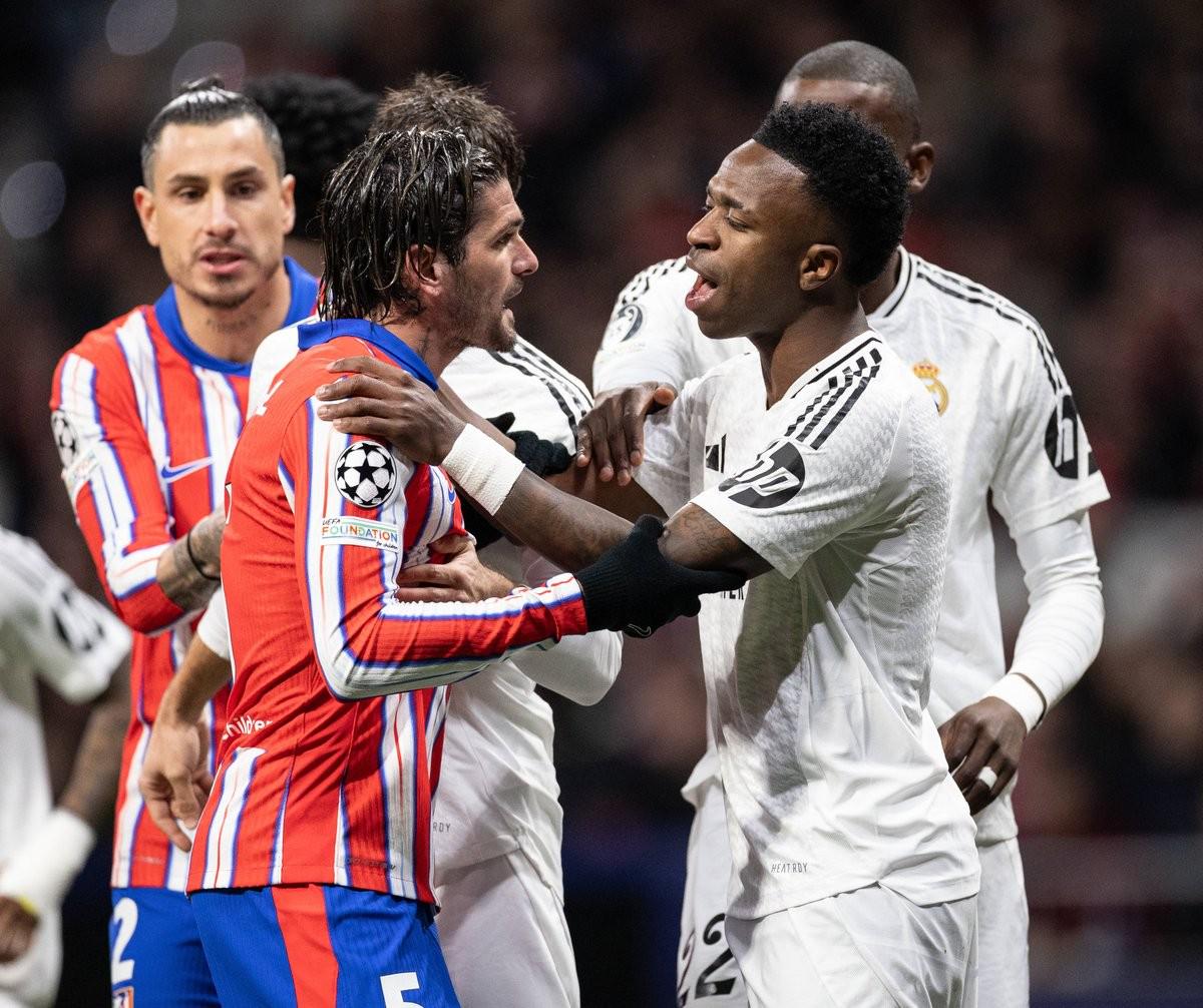 [中超]刘若钒精准斜传 李新翔垫射破门