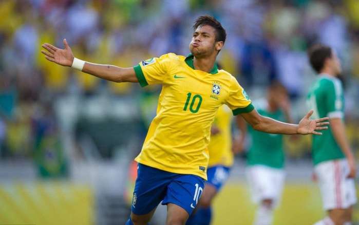 险胜！杜兰特39+7创纪录，兰德尔39+4探花爆发，申京25+14犯两错